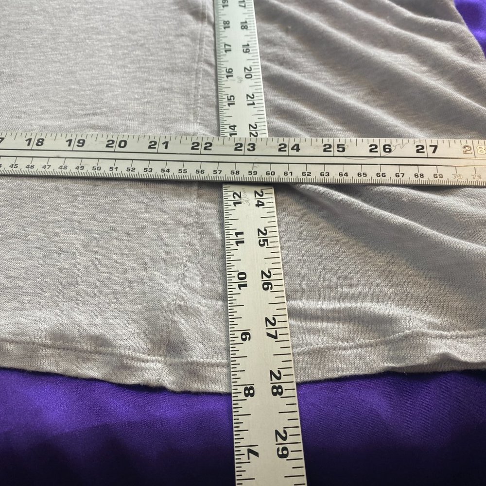 📌Philosophy Light Gray Linen Top & Tank top under - Picture 6 of 14